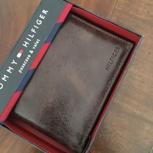 Tommy Hilfiger brown wallet